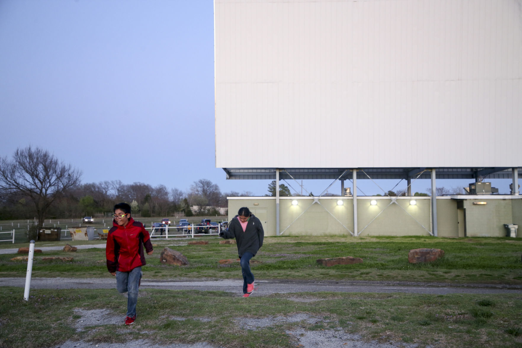 Admiral Twin Drive-In